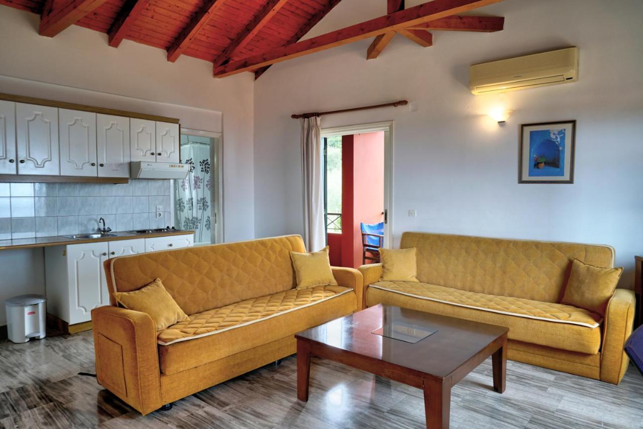 Magda Hotel Apartments Epidaurus ภายนอก รูปภาพ