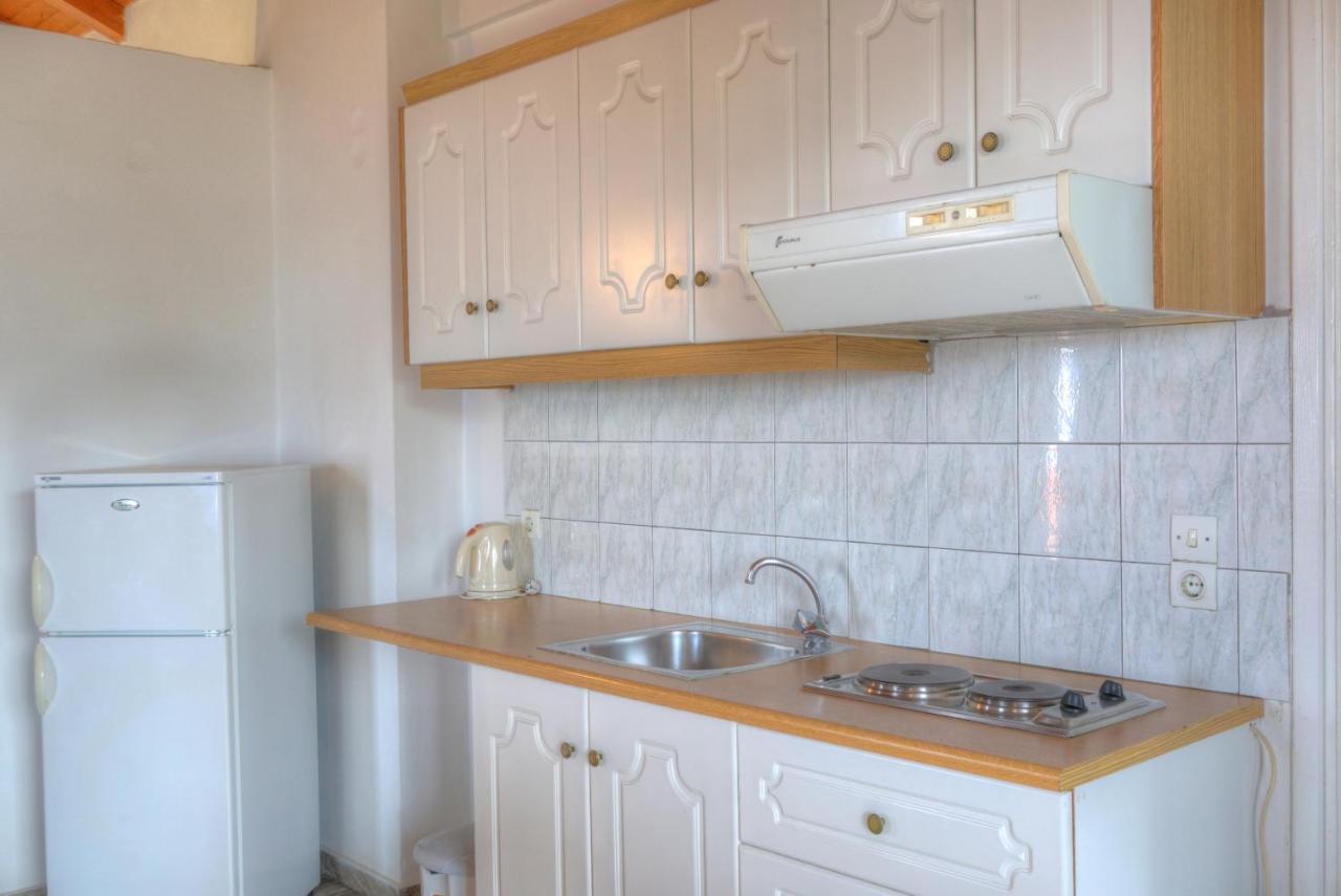 Magda Hotel Apartments Epidaurus ภายนอก รูปภาพ