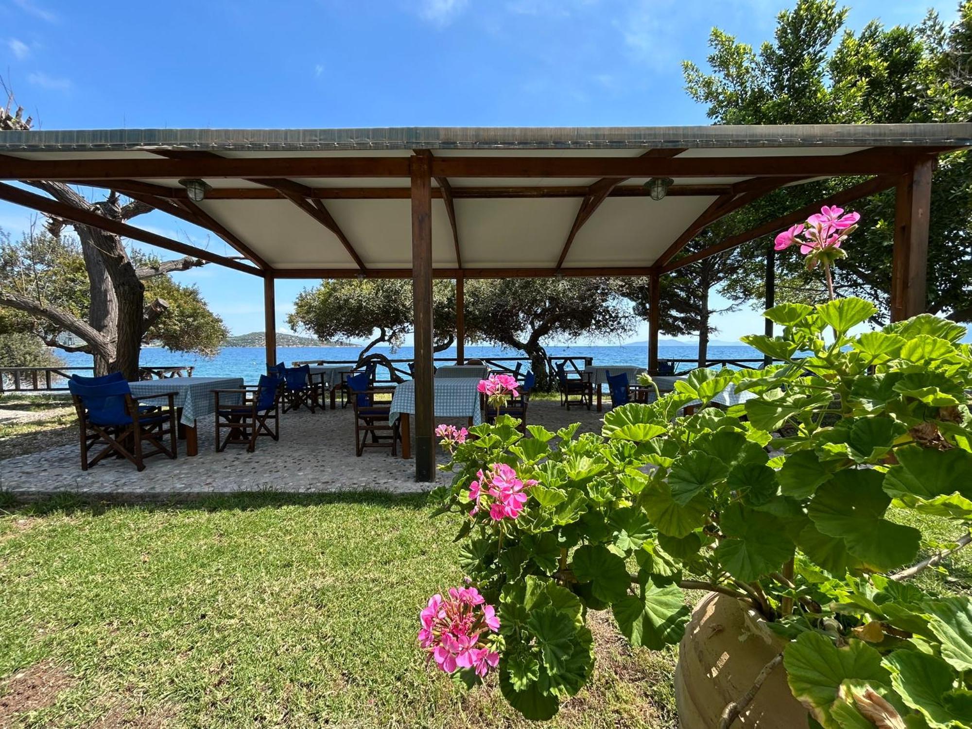 Magda Hotel Apartments Epidaurus ภายนอก รูปภาพ